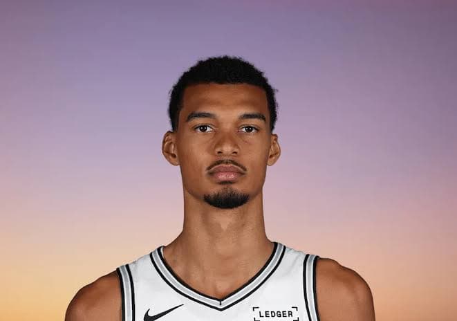 Spurs Watch Party